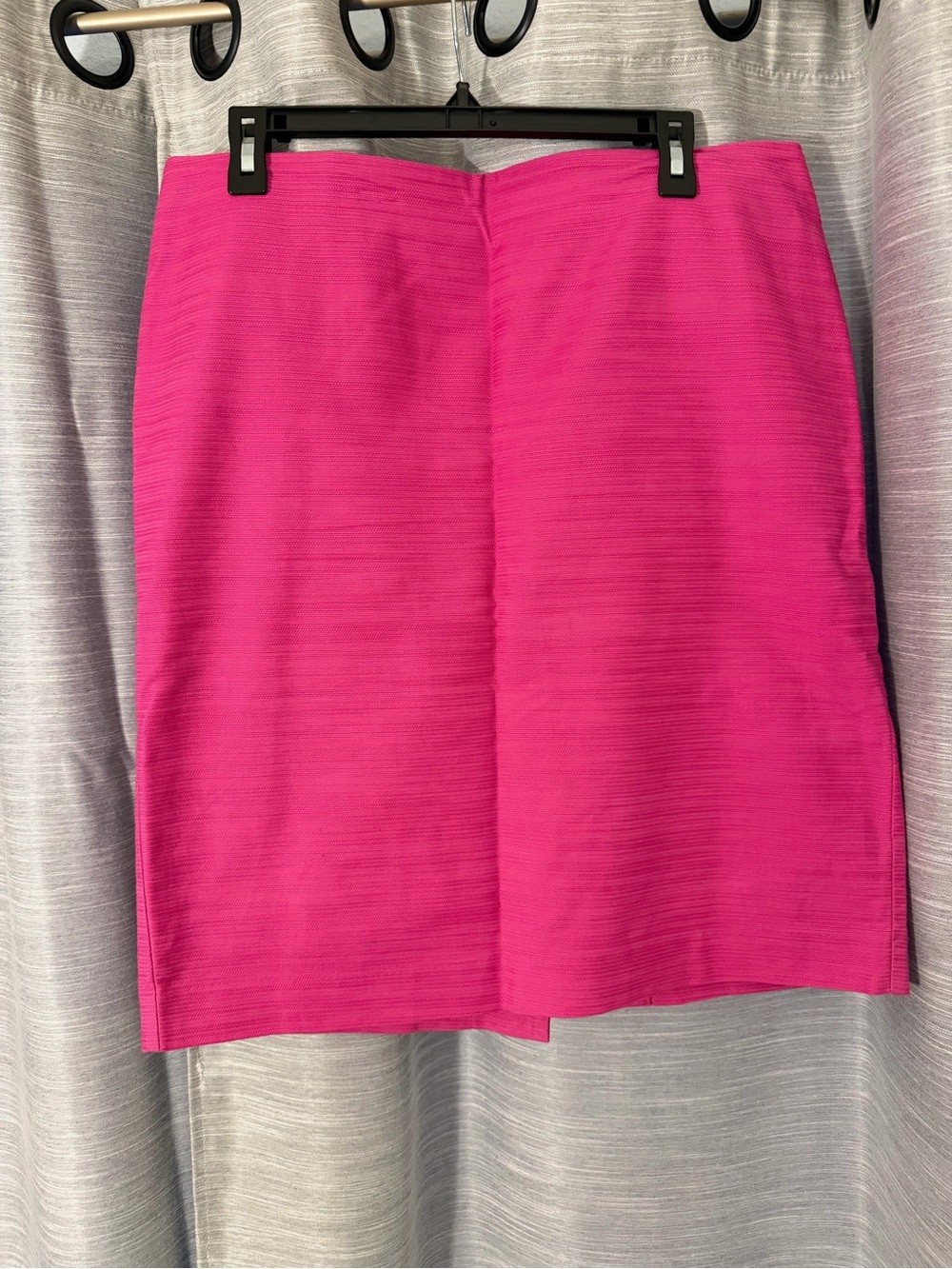 Ann Taylor Bright Pink Textured Pencil Skirt